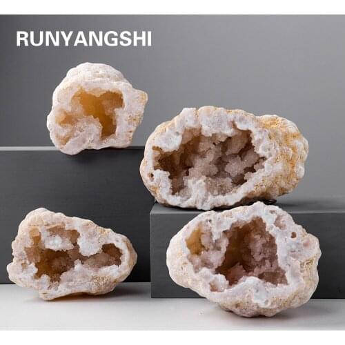 Natural Crystal Ore Primary agate cave Crystal Cluster Clear Quartz Strange stone ornaments For Home Furnishing decoration