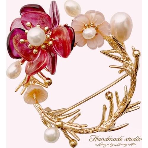 CCijiNG Handmade Garland Pearl Brooches For Women Beautiful Circular Fusion Emanates Full Fairy Sweater Suit Gift Spring XZ2986