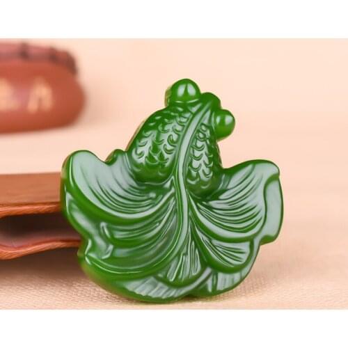 Natural Green Jade Goldfish Pendant Necklace Chinese Hand-Carved Jadeite Charm Jewelry Amulet Accessories Fashion Men Women Gfts