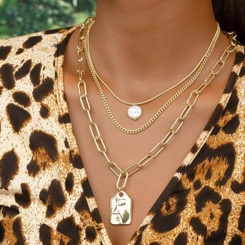 2021 Ins Gold Snake Chain Triple Layers Rectangle Plate Geometric Piercing Pendant Choker Necklace Korean Fashion Jewelry