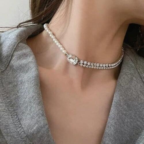 U-Magical Creative Design Double Layer Square Cubic Zircon Pearl Chokers Necklace for Women Textured Asymmetric Necklace Jewelry