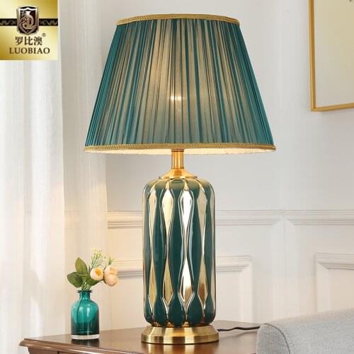 Free Shipping Modern Green Ceramic Table Lamp Beside Lamp For Bedroom Creative and Cozy Light Luxury Household Bedside Lamp