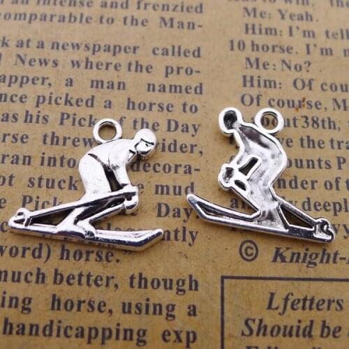 20PCS/Lot 17mm*19mm Pendant Antique Silver Color Skier Charms Pendant For Jewelry Making DIY Jewelry Findings