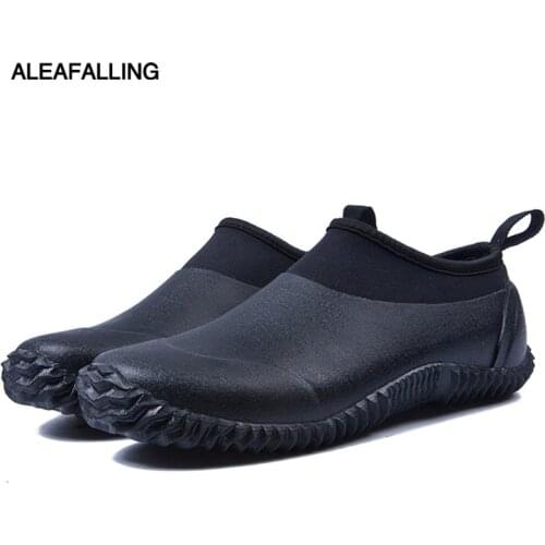 Aleafalling Unisex Rain Boots Warm British Platform Slip On PU Waterproof Anti-skip Ankle Black Boots Woman Shoes w221