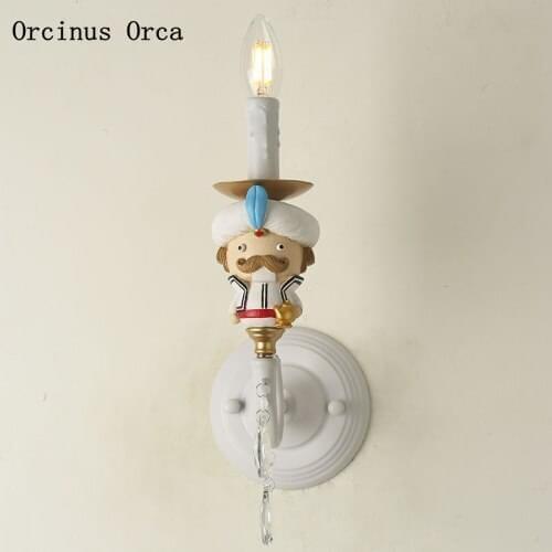 American Creative King Wall Lamp for Childrens Room Bedside Lamp Cartoon Creative LED Doll Color Resin Wall Lamp free shipping