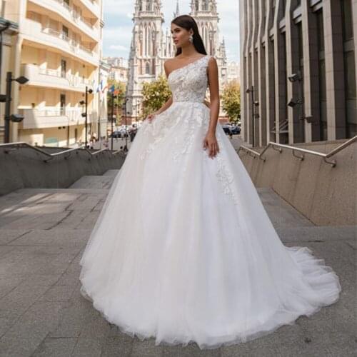 2021 Hot Sale Wedding Dresses One Shoulder Applique Lace Sweep Train Tulle Bride Gowns Vestido De Novia Свадебное Платье