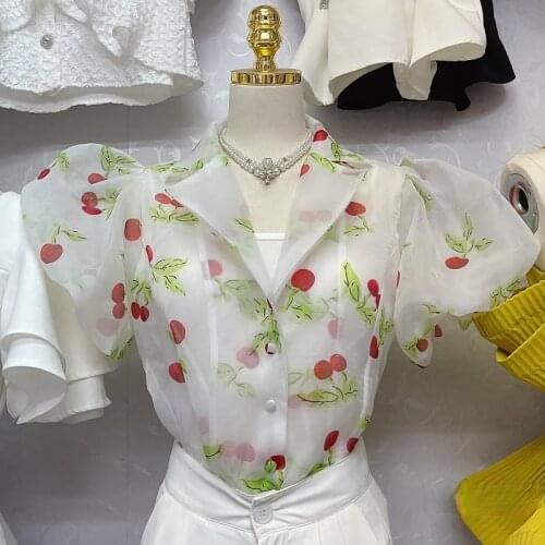 MIUXIMAO Black And White Blouses