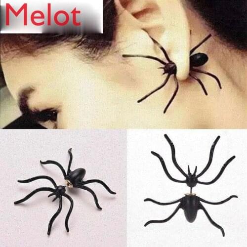 Luxury Fashion Girls Spider Earrings Modern Simple European Stud Earrings Metal Black Cool Stud Earrings