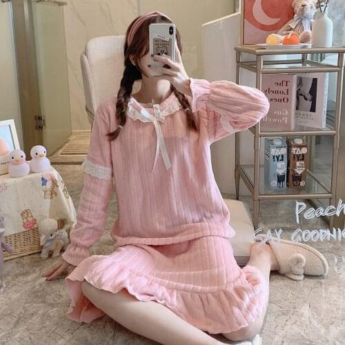 SLPBELY Winter Sweet Coral Velvet Womens Nightgown Long Sleeve Lace Trim Sleepshirts Nightdress Lovely Girls Sleepwear Homewear