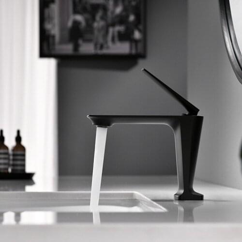 Free ship new Bathroom Basin Sink short Faucet Single Hole deck mounted Black Color Mixer Tap New