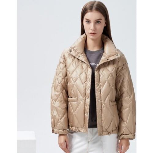2021 Winter Ultra Light Coat 90% White Duck Down Jacket Lingge Pocket Autumn Windproof Female Warm Short Loose Parkas Outerwear