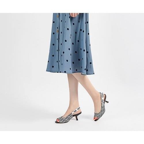 2021 New Summer Letter Sandals Womens Kitten Heels Heeled Bow Womens Shoes High Heels Fish Mouth Open Toe Comfortable Shoes