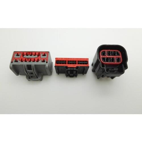 Electric tailgate module car connector plug For Land Rover Evoque Discovery Freeland