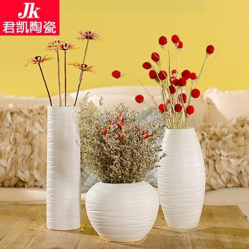 Forest Jingdezhen Ceramic Vase Modern fashion living room European-style home accessories white porcelain table ornaments