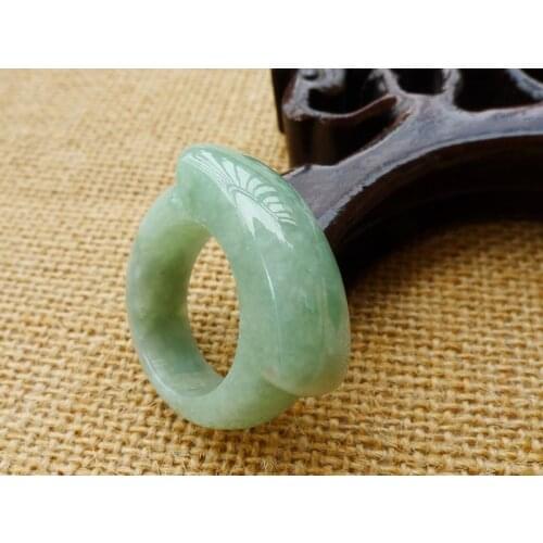 Burma yu A cargo of natural yu pendant with a certificate saddle cabochon ring Yujie