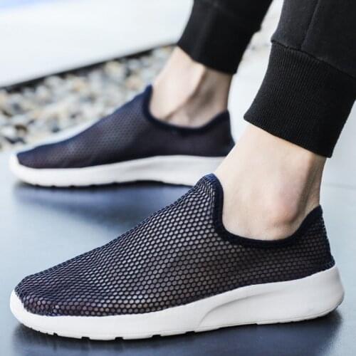 Men Casual Shoes 2021 Summer New Men Sandals Air Mesh Lightweight Breathable Water Slip-on Shoes Men Sneakers Sandalias Mujer