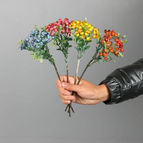 One Single Stem 30cm Christmas Decoration Wild Berry Artificial Flower For Christmas Decorations