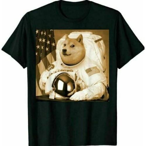Dogecoin Moon Astronaut Cryptocurrency Shiba Inu Meme Love Gift T-Shirt