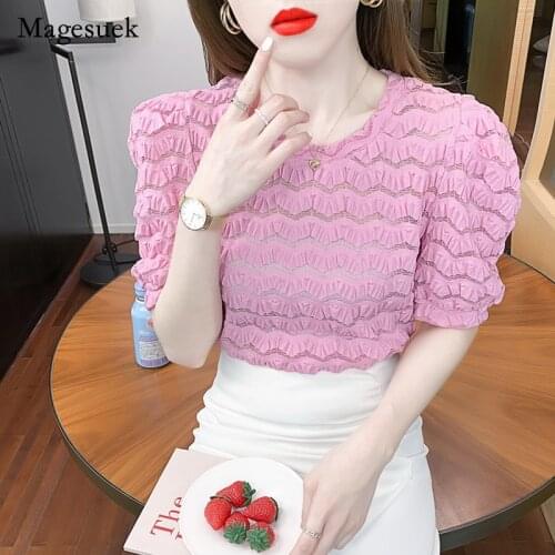 Korean Hollow Lace Loose Short Sleeve Women Shirt BlousesSummer Fashion Blouse Women Elegant Solid Pink T-shirt Blusas 15541