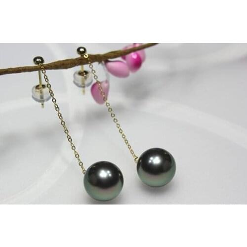 Gorgeous 18k pair of 10-11mm Tahitian round black green pearl dangle earring