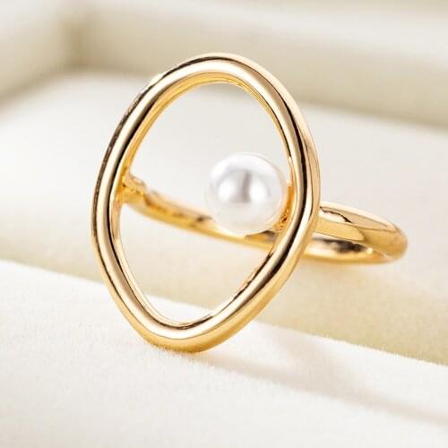 Fashion Creative Pearl Rings for Women Unique Exaggerated Simple Gold Color Ring Jewelry Girl Gift Bijoux