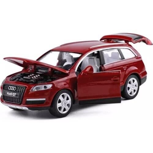 1:32 Alloy car model SUV Audi Q7 3.0T childrens birthday gift with acousto optic return force