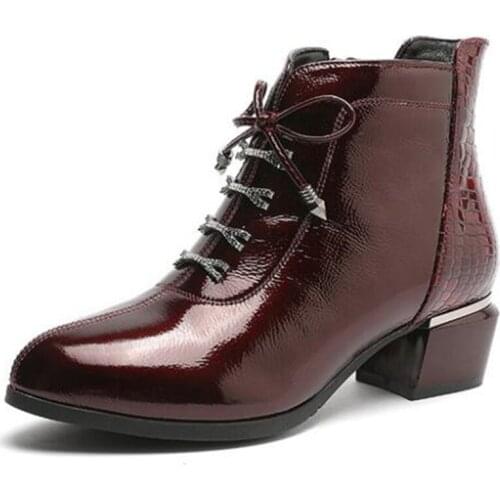 ZXRYXGS Top Cowhide Patent Leather Pointed Toe Martin Boots Winter Warm Shoes Womens Boots Thick-heel Large Size Autumn Boots