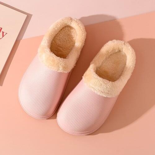 Brand Ladies Winter Clog Shoes Light Weight Garden Clogs Casual Hole Warm Home Slippers Sandals Flat Clog Footwear High Quality