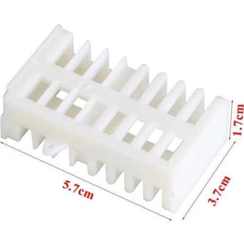 30pcs Apicultor multifunction plastic bee queen cage pull type cell cage room catcher cells cages rearing bees beekeeping tools