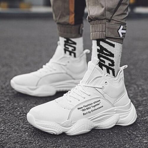 2021 new leisure sports mens shoes Korean fashion leisure shoes thick soled daddy shoes high top light sports mens shoes