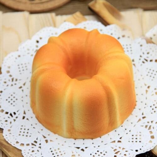 050 Simulated Cake Simulated Bread Model Toys Soft Fragrant Fake Bread Decorative Food Projects 9.1*4.9cm