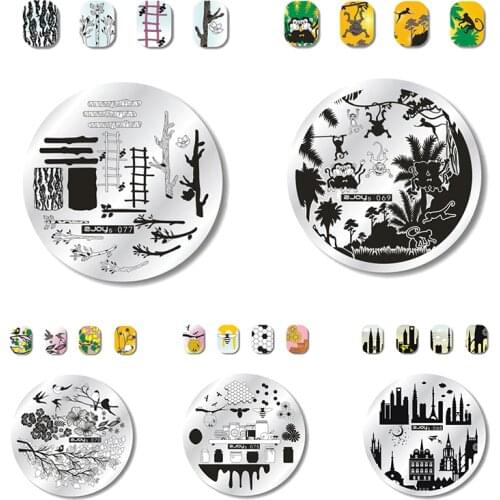 WAKEFULNESS 1Pcs Monkey Pattern Nail Stamping Plates Round Wood Image Nail Art Stencil Templates Manicure Nail Stamp Tools