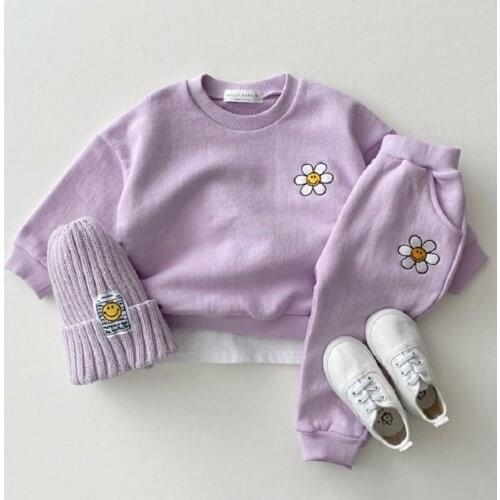 0-5 years old childrens cotton flower leisure sports suit girls spring and autumn Korean sports shirt boys trousers hat suit