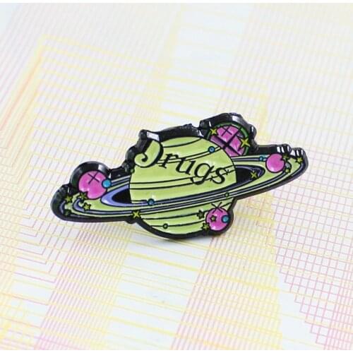 Green Lovely Natural Saturn Planet Flying Wonderful Cosmic Universe Enamel Pins Brooches Bag Shirt Best Gifts For Children