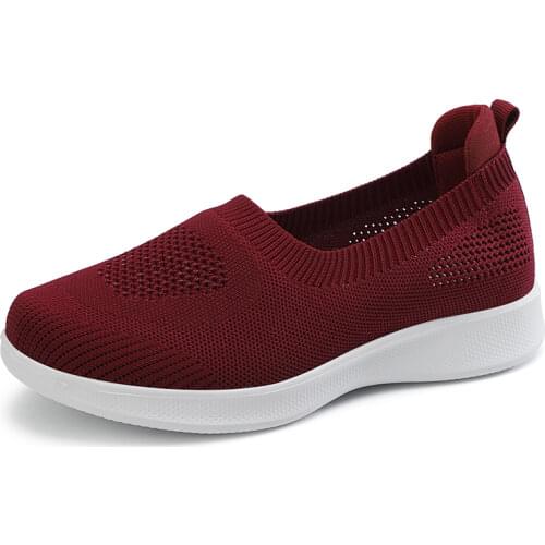Women Casual Shoes Light Sneakers Breathable Mesh Summer knitted Vulcanized Shoes Outdoor Slip-On Sock Shoes Plus Size Tennis