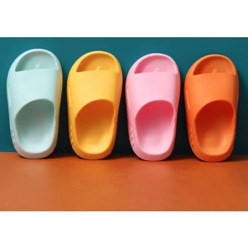 Childrens Slippers Summer Cute Beach Shoes for Boys Girls Waterproof Antiskid Bathroom Kids Pink Slippers Soft Baby Girls Shoe