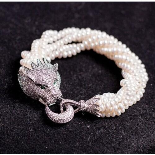 Nice design 4-5mm natural freshwater pearl with charming zircon leopard head 21.5cm bracelet