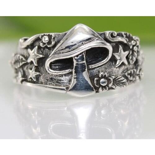 Vintage Star Flower Pattern Rings for Women Men Statement Retro Punk Hip Hop Biker Finger Party Night Club Ring Jewelry Gift