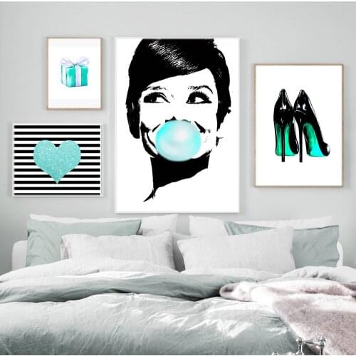 Audrey bubble gum Breakfast At Tiffanys Posters And Prints Heart Heels Fashion Canvas Painting Wall Pictures For Living Room