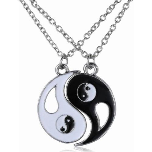 2pcs/set New Design Tai Chi BFF Lovers Necklace Best Friends Forever Pendant Necklace Wholesale Jewelry For Women Men Best Gift