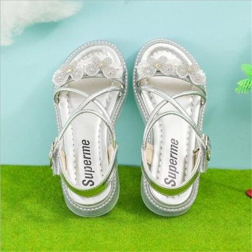 Girls' Sandals New Style Butterfly water drill princess shoes in summer 2021 soft sole non slip girls' casual beach shoes