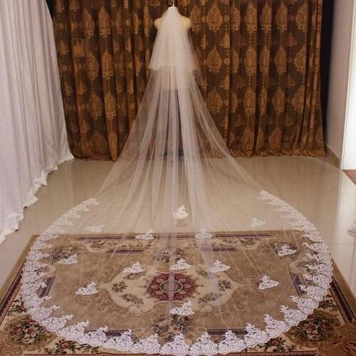 High Quality 4 Meters Long Wedding Veil 2 Layers Lace Bridal Veil with Comb Cover Face White Ivory Veil With Blusher