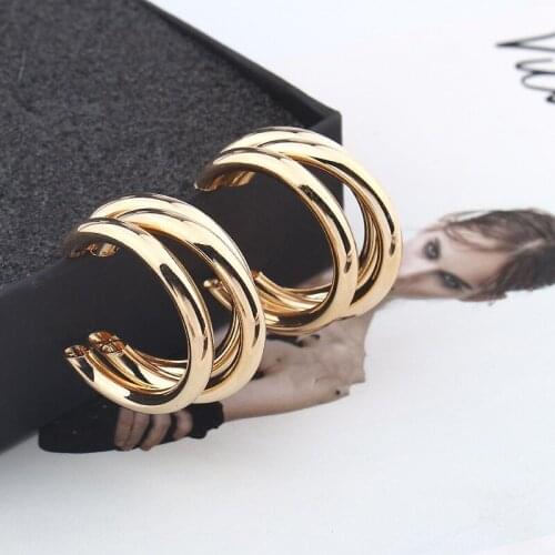Trendy Fashion Metal Elegant Hoop Earring Woman 2020 New Vintage Gold Color Cheap korean Statement Earrings Accessories