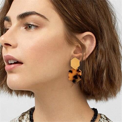 European and American new fashion popular simple hexagonal metal earrings geometric acrylic earrings acetic acid plate earrings