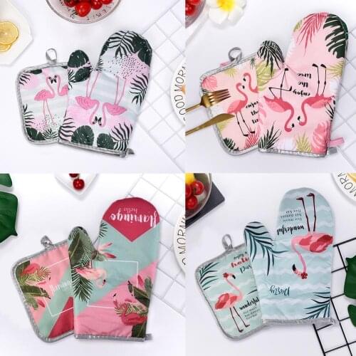 2PCS 1 Set Cotton Fashion Flamingo Kitchen Pad Cooking Microwave Baking BBQ Oven Potholders Oven Mitts Kitchen Gloves Mitts