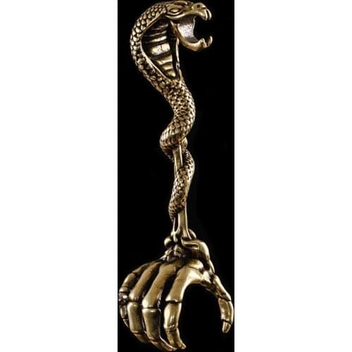 1pcs Luxury Brass Cigarette Holder Ring Rack Cobra Skull Finger Clip Women Men Cigarettes Smoking Accessories Smoker Ring Gift