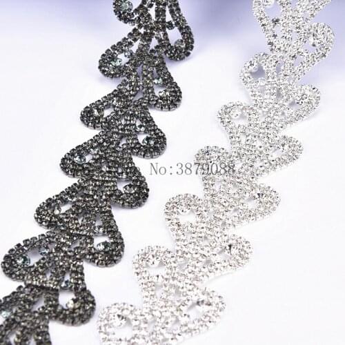 1 Yard Silver Gun Color Flower Rhinestone Chain 4Cm Wide Crystal Diamond Sewing Accessory Dress Scarf Decorate Collar Garment