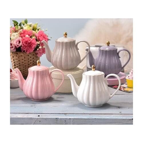 Ceramic Teapot Pumpkin Shape Hand Painted Gold Bone China Teapot With Tea Strainer Elegant Tea Pot Set 1L