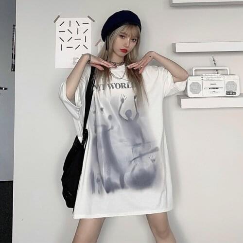 2021 summer new style Japanese handsome graffiti short-sleeved T-shirt women loose wild fashion couple short-sleeved tops