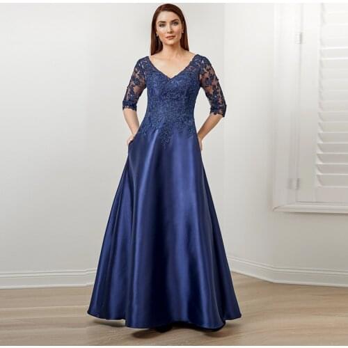 Latest Affordable Navy Blue Chiffon Short Mother of the Bride Dresses Knee Length Beaded Jewel Neck Tiered Wedding Guest Gowns